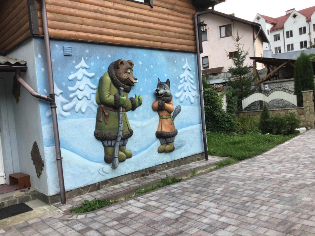 Рукавичка Яремча Экстерьер фото